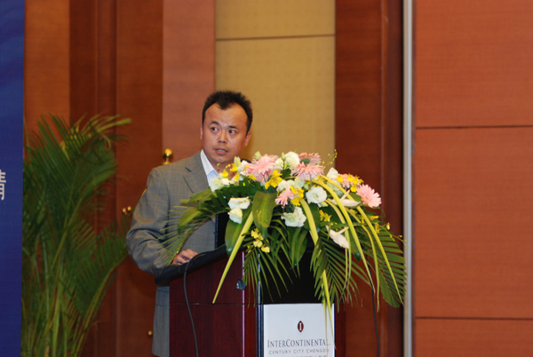 上海丰宝朱玉峰总经理