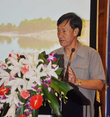 特邀嘉宾知名科学家朱少书教授作研讨会开场引言