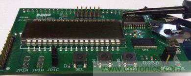 采用128区段显示和36路连接的实例