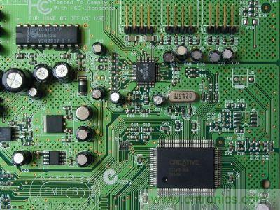 针对PCB区块产生的EMI干扰问题，可使用EMI改善对策元件重点改善