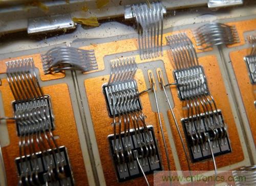 变频器IGBT?？椴鸾? width=