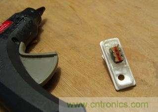 &ldquo;摇一摇&rdquo;手电筒DIY