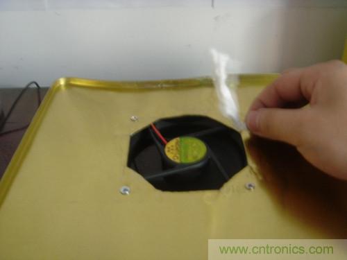 月饼盒DIY:自制笔记本散热风扇