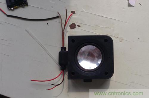 DIY：普通音响变身可充电蓝牙音响