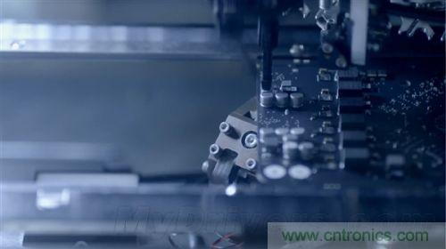 颠覆传统设计，苹果全新Mac Pro生产线探秘