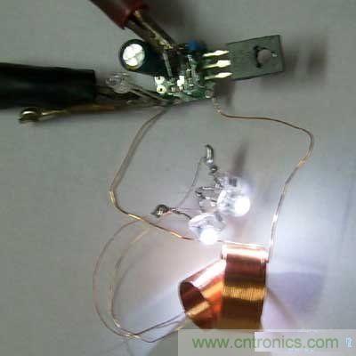 DIY:简单但神奇的无线供电套件