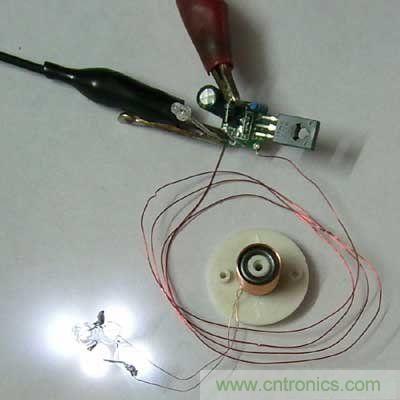 DIY:简单但神奇的无线供电套件