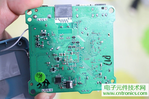 【拆解】不如小米？爱奇艺盒子全网首拆