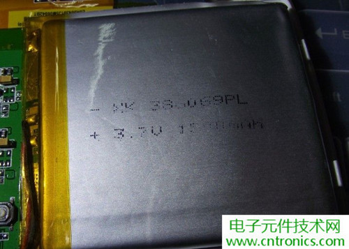 探秘电子纸！一款电纸书的电子墨水屏拆解