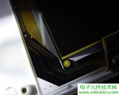 探秘电子纸！一款电纸书的电子墨水屏拆解