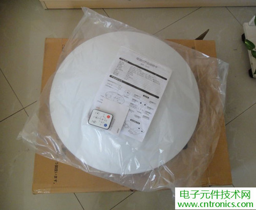 高端大气上档次！智能?？氐鞴釲ED吸顶灯拆解