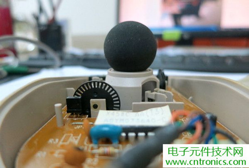 殿堂级机械鼠标拆解：叹精致做工！