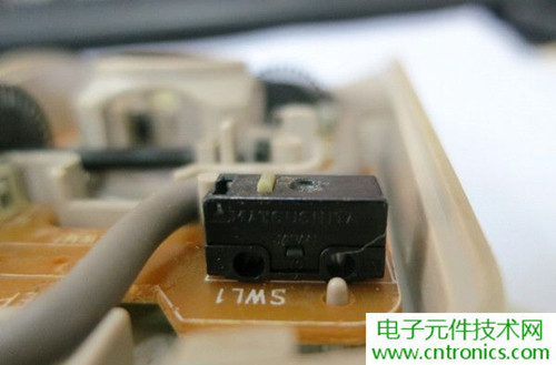 殿堂级机械鼠标拆解：叹精致做工！