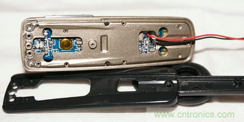 一分钱一分货！带NFC功能蓝牙耳机拆解