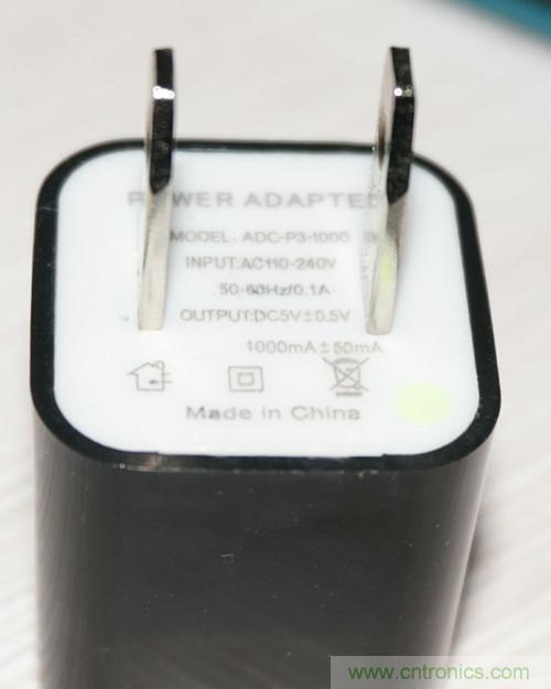 一分钱一分货！带NFC功能蓝牙耳机拆解