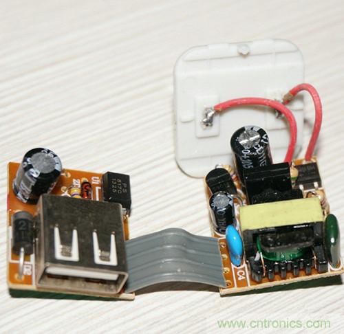 一分钱一分货！带NFC功能蓝牙耳机拆解