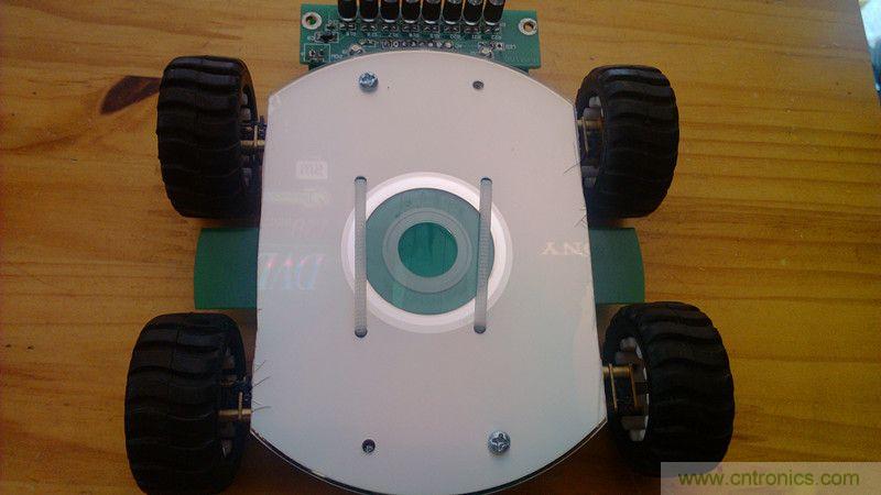 牛人力作！PCB版蓝牙智能小车DIY