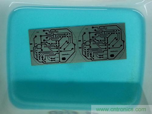 不足10元！低成本DIY便携USB音箱