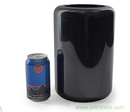 全新Mac Pro真的非常小，这是与易拉罐的对比