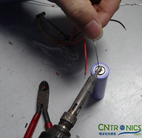 达人创意DIY:无线2.4G音频收发器