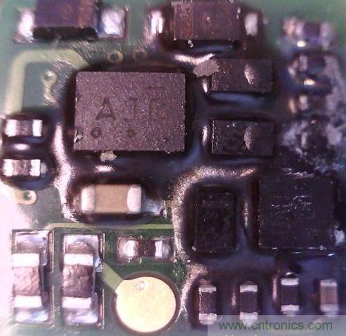 Jawbone 智能手环拆解