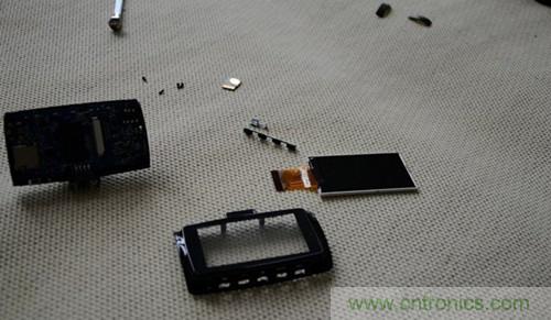 悦视界行车记录仪全新拆解