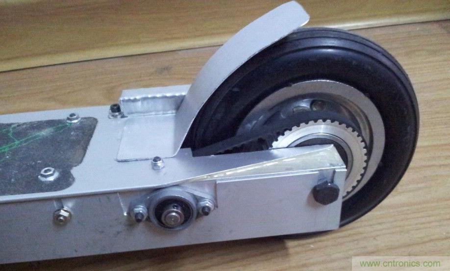 能工巧匠！DIY属于你的电动滑板车！