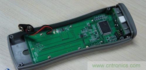 拆开HH11B背部外壳