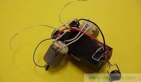 手把手教你自制甲壳虫机器人