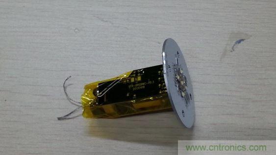 蓝牙模块和电源?？? width=