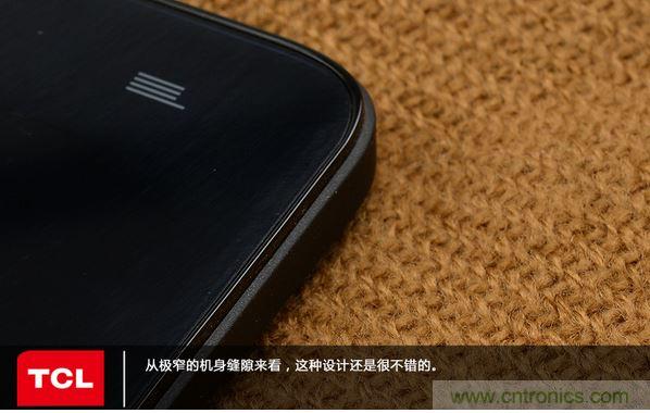 详拆TCL么么哒手机