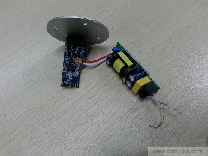 电源?？? /></div>
<div style=