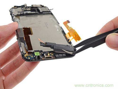 牛人强拆！新HTC One(M8)真机精密做工难修理