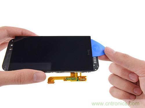 牛人强拆！新HTC One(M8)真机精密做工难修理