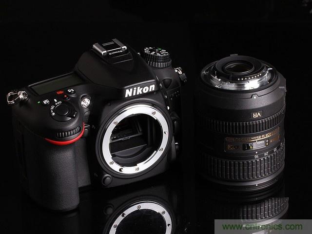   尼康D7100黑色外观图