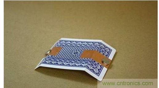 快速DIY"免费"太阳能充电器