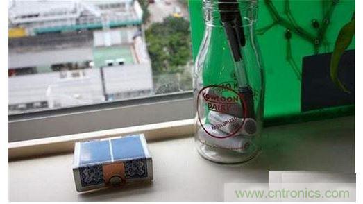 快速DIY"免费"太阳能充电器