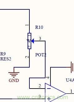 在电路中滑动阻值时，电位器的电压会发生什么变化？