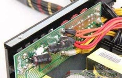 DC/DC?？榈缭囱⌒陀ψ⒁獾?大要素因素