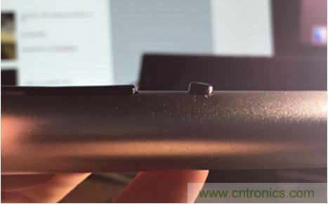 一款独一无二的锂电螺丝刀拆解评测：不止是价格感人