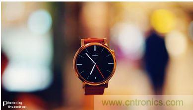 Moto 360 二代：&ldquo;精益求精&rdquo;的细节仍无法弥补功能的缺失