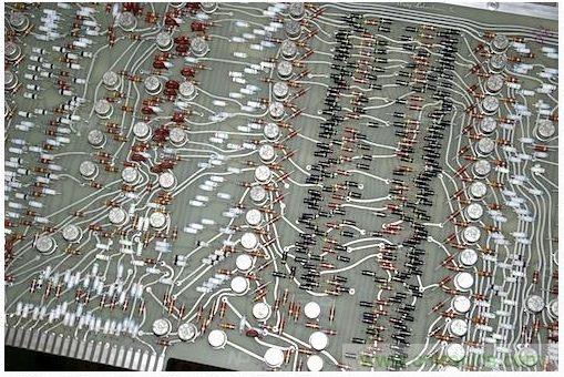 拆解也怀旧，让人惊叹的古董级可编程科学计算器 from 1966