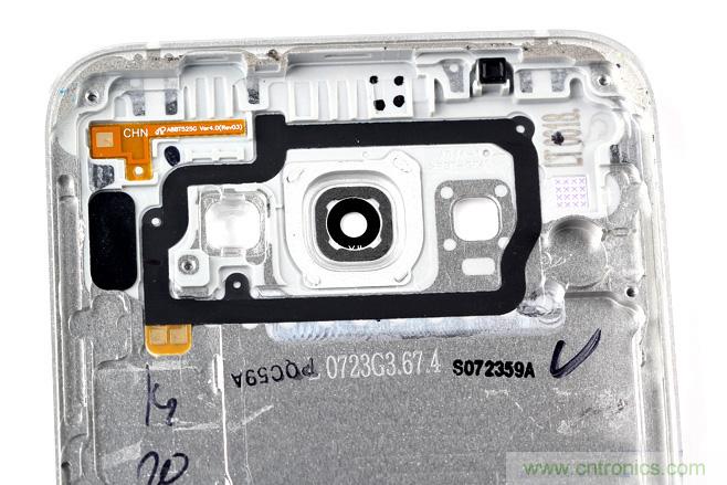三星Galaxy A8拆解，中端、旗舰傻傻分不清楚