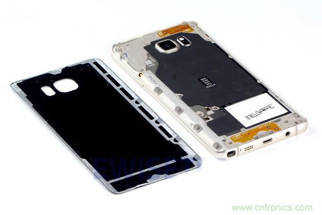 Galaxy Note5拆解，与S系列差距日渐模糊
