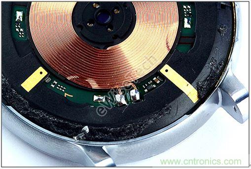 MOTO 360二代智能手表拆解：只有细节，没有亮点