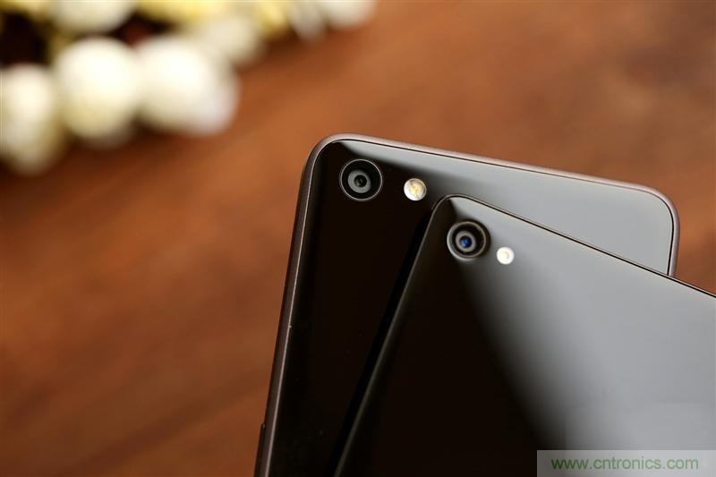 前世500次回眸,换来今生一次擦肩而过，那500多天的等待能否让锤子扬眉吐气？