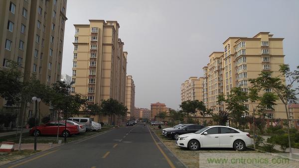 业界良心 LG V10 评测:刚毅、冷峻，不失人性化