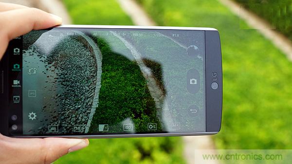 业界良心 LG V10 评测:刚毅、冷峻，不失人性化