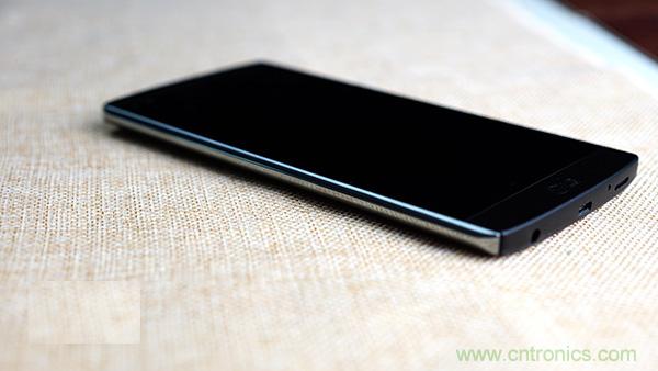 业界良心 LG V10 评测:刚毅、冷峻，不失人性化