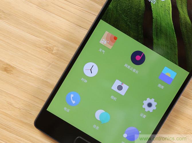 黑马一加手机2评测:从手感到质感的蜕变